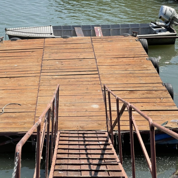 Plimbări cu barca la Pensiunea Pagaya Plimbări cu barca la Pensiunea Pagaya