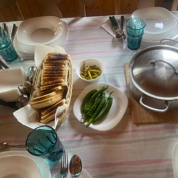 Masă la Pensiunea Pagaya Masă la Pensiunea Pagaya